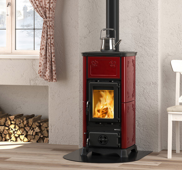 La Nordica Kaminofen Emiliana bordeaux 6,5 KW